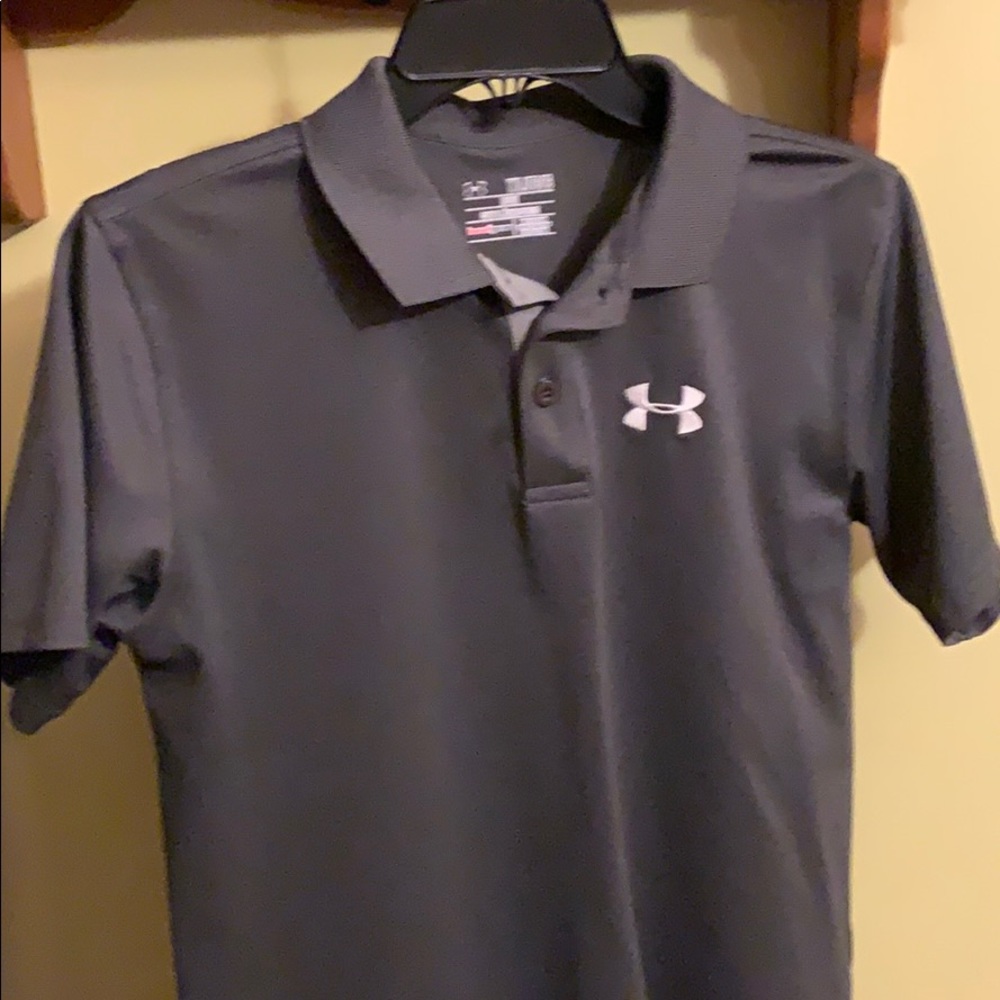 Under Armour 3 button polo shirt, YXL, EUC